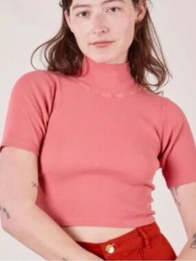 Big Bud Press Cropped Half Sleeved Ribbed Turtleneck Pink Medium
